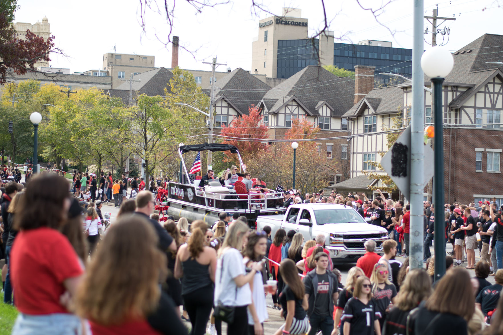 Homecoming 2017 parade and tailgate